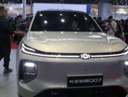 Changan Incar Dominasi Pasar Mobil Setir Kanan Indonesia