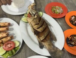 Jelajah 10 Surga Seafood Pinggir Jalan Jakarta yang Menggoda