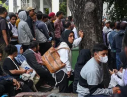 Lonjakan Pendaftar PPSU: Indikator Kesulitan Mencari Pekerjaan di Jakarta?