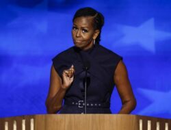 Michelle Obama: Boikot Pelantikan Trump, Alasan Terungkap
