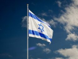 Pejabat Tinggi Israel Boikot Pemakaman Paus Fransiskus: Alasan Politik Mendominasi Duka
