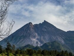 Pendaki Ilegal Merapi Ditindak Tegas, Jalur Pendakian Tetap Tertutup