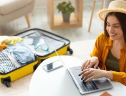 Raih Liburan Impian: Promo Menarik Kartu Debit m-Card Jenius Visa